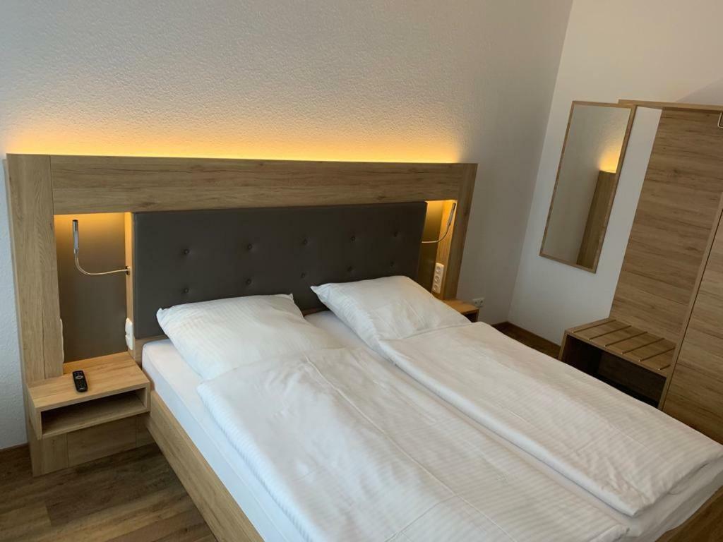 Ferienwohnung Katharina Wilhelmshaven Esterno foto